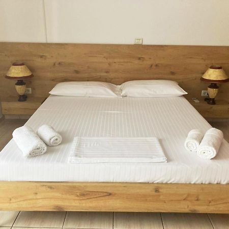 Garden Villa Sarande Apt-6 Bagian luar foto